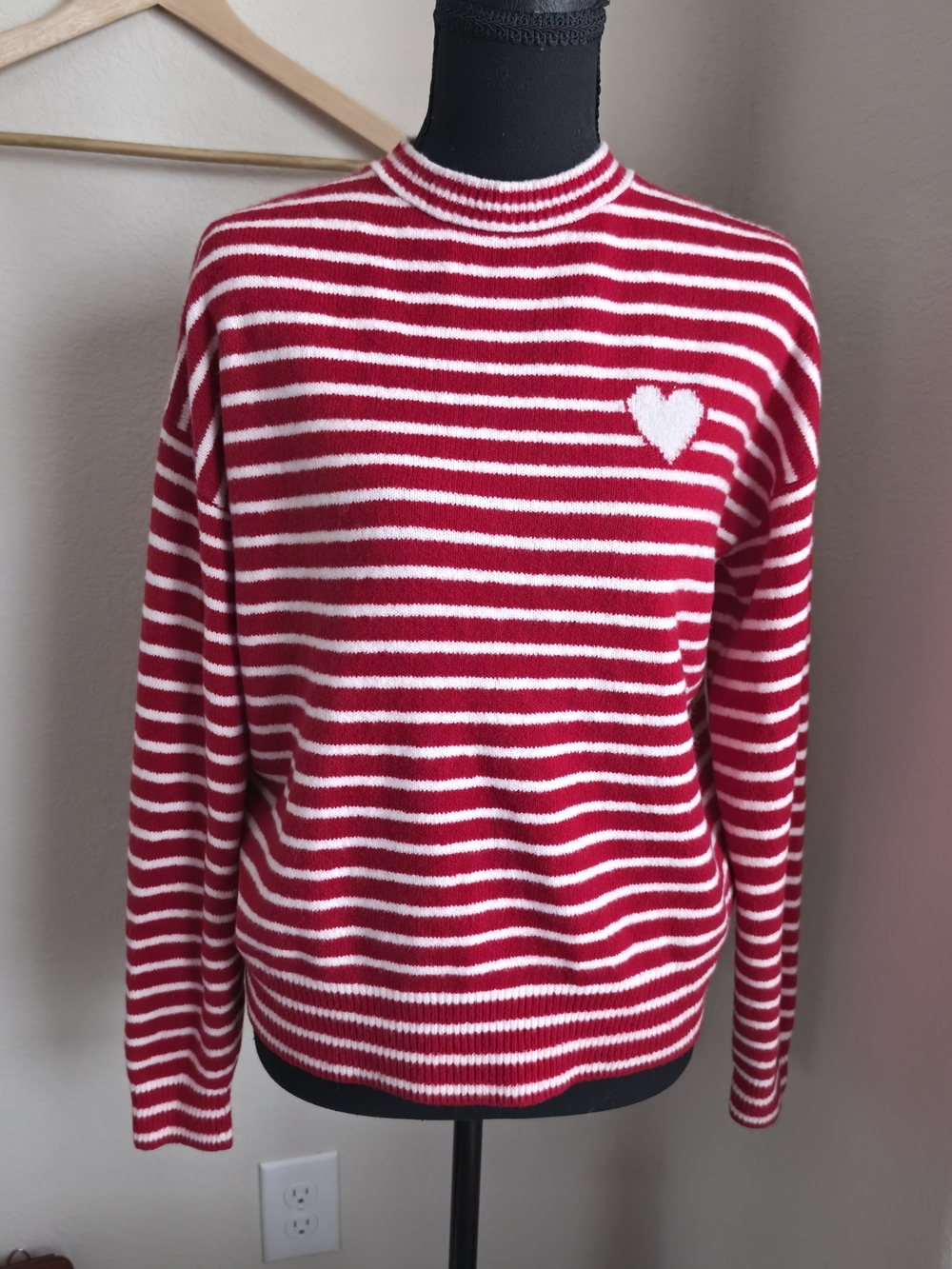 a new day Red & White Striped Crewneck Sweater with Heart NWT XS